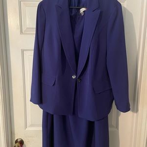 Kasper purple two piece dress suit
